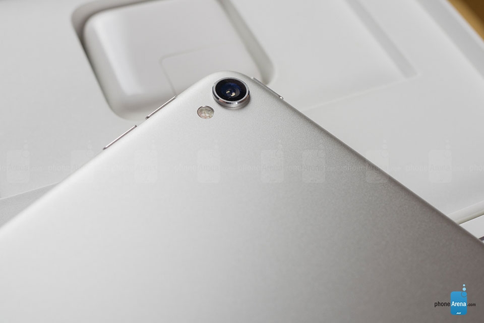 Mở hộp iPad Pro 10.5 inch