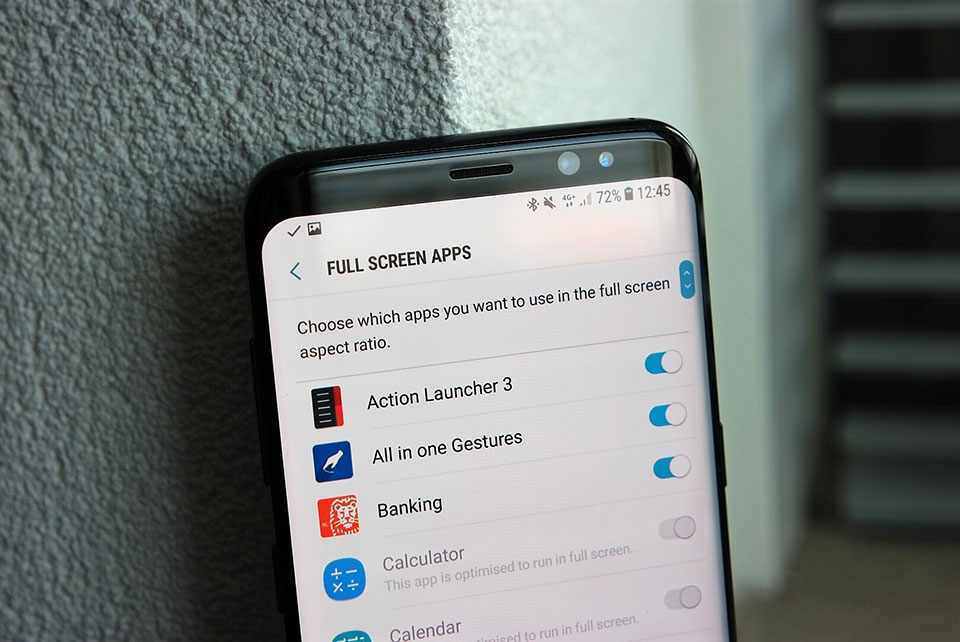 Bật chế độ toàn màn hình ứng dụng trên Galaxy S8 Bật chế độ toàn màn hình ứng dụng trên Galaxy S8