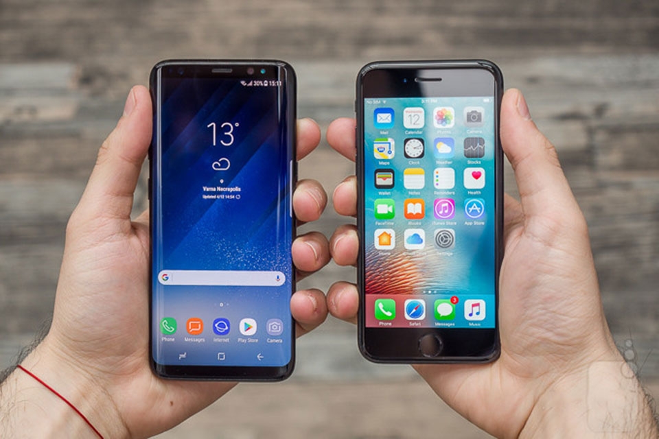 Samsung Galaxy S8 vs iPhone 7