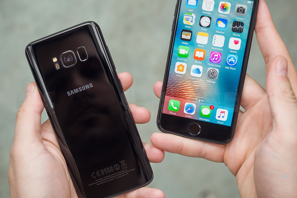 Samsung Galaxy S8 vs iPhone 7