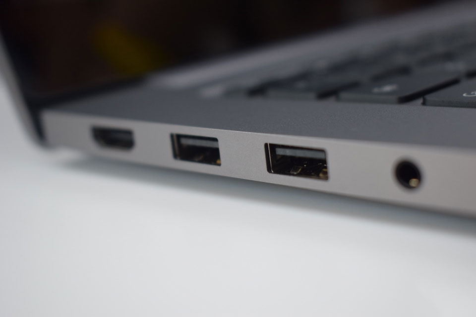 Trên tay Xiaomi Mi Notebook Pro Trên tay Xiaomi Mi Notebook Pro