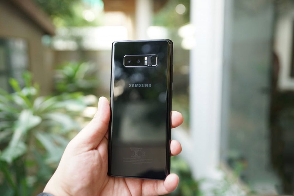 Mở hộp Samsung Galaxy Note 8