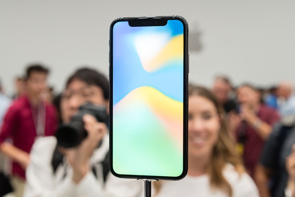 Theo bạn, người dùng nghĩ gì về iPhone X? Theo bạn, người dùng nghĩ gì về iPhone X?