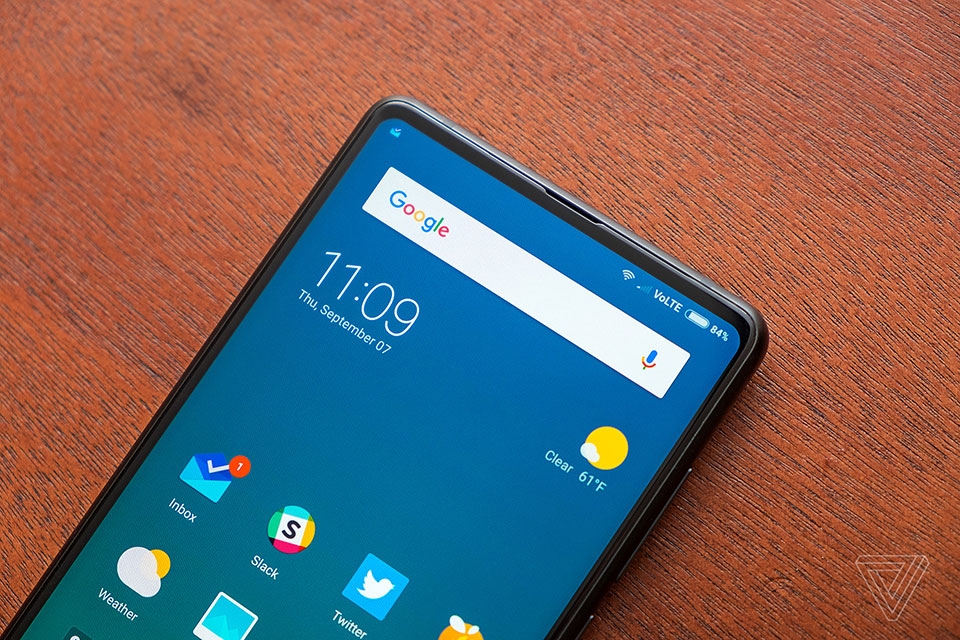 Xiaomi Mi Mix 2: Tiến gần hơn tới thiết kế tương lai