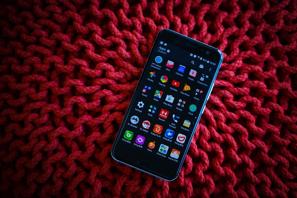 HTC U11