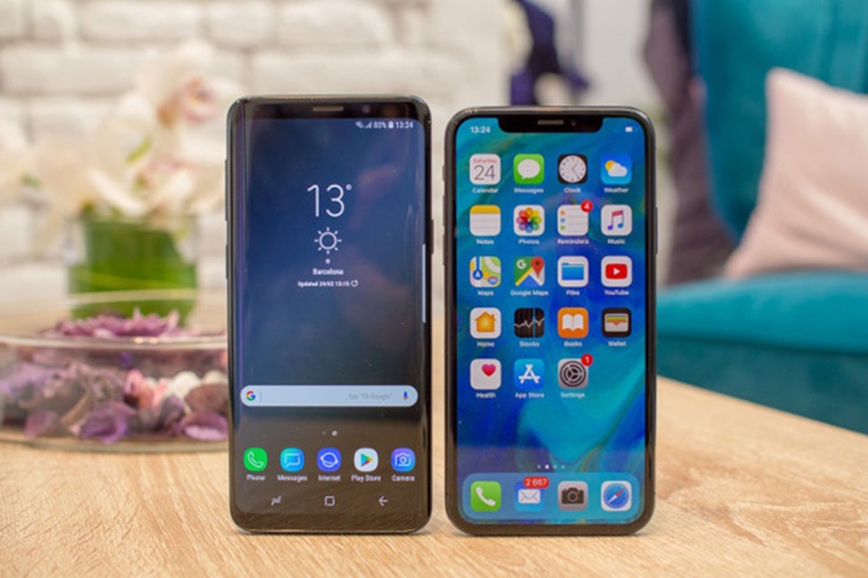 Galaxy S9 vs iPhone X: Liệu Samsung đã làm đủ? Galaxy S9 vs iPhone X: Liệu Samsung đã làm đủ?