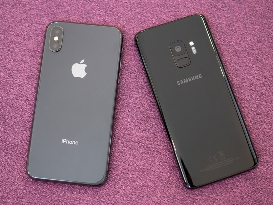 Galaxy S9 vs iPhone X: Liệu Samsung đã làm đủ? Galaxy S9 vs iPhone X: Liệu Samsung đã làm đủ?