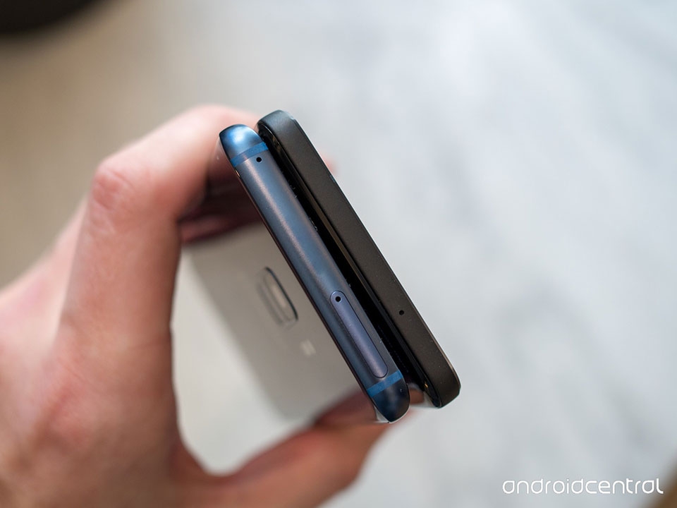 So sánh Samsung Galaxy S9 vs Google Pixel 2