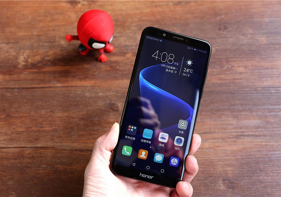 Trên tay Huawei Honor 7C Trên tay Huawei Honor 7C