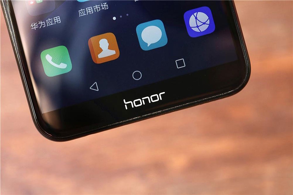 Trên tay Huawei Honor 7C Trên tay Huawei Honor 7C