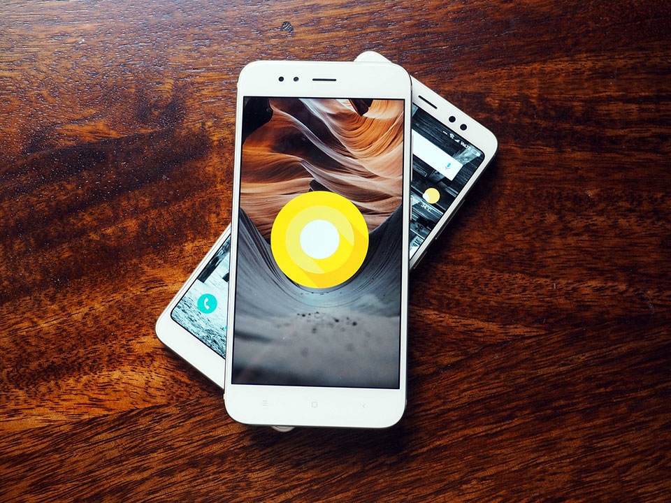 Xiaomi Redmi Note 5 Pro đối đầu Mi A1