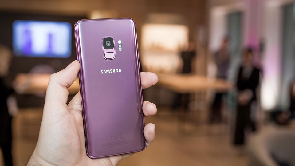 Điều gì cần làm ngay khi vừa mua Galaxy S9 / S9+?