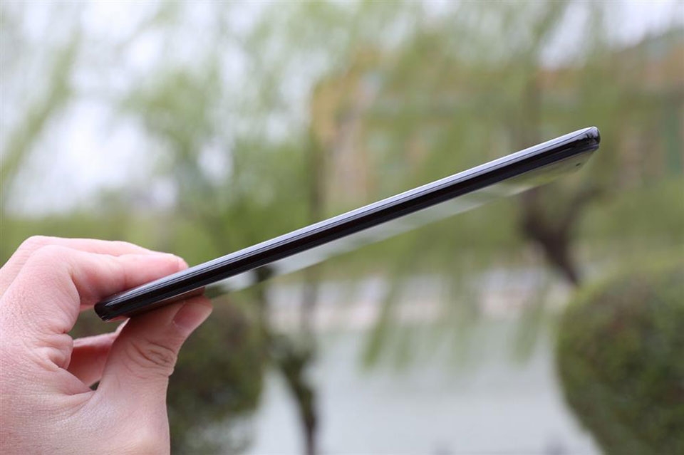 Vivo X21 UD