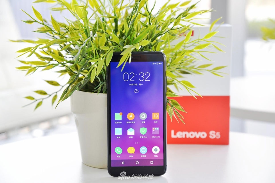Lenovo S5 Lenovo S5