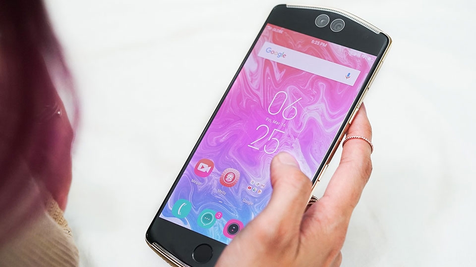 Trên tay Meitu V6