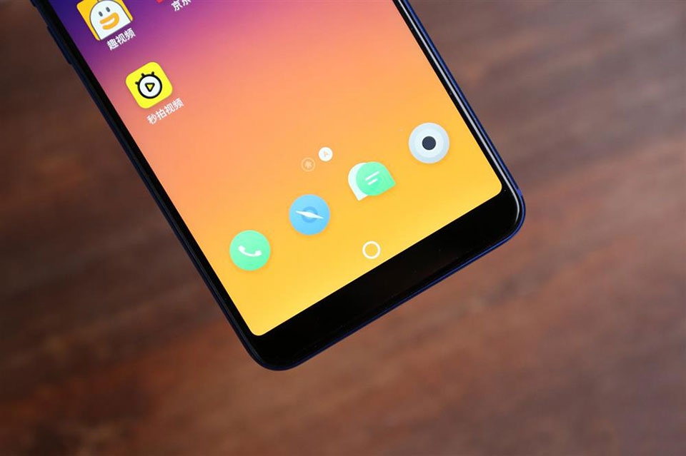 Trên tay Meizu E3