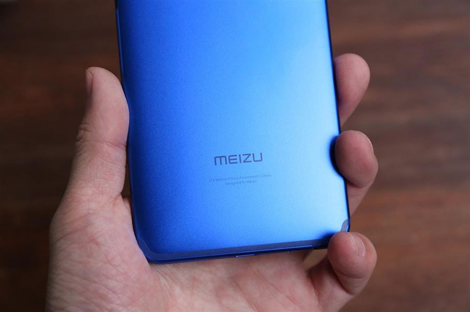 Trên tay Meizu E3