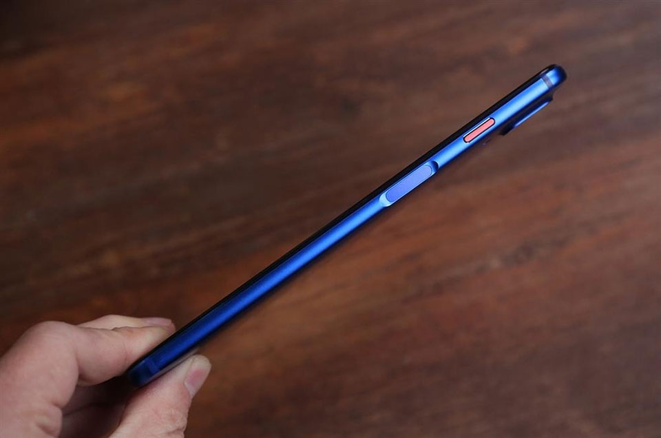 Trên tay Meizu E3