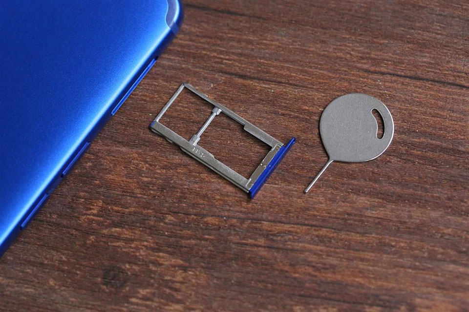 Trên tay Meizu E3