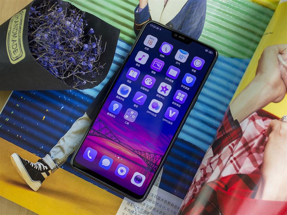 Trên tay OPPO R15 Trên tay OPPO R15
