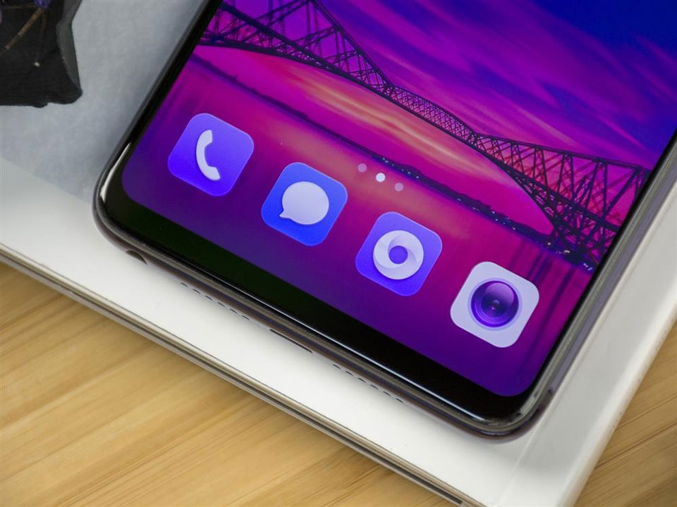 Trên tay OPPO R15 Trên tay OPPO R15