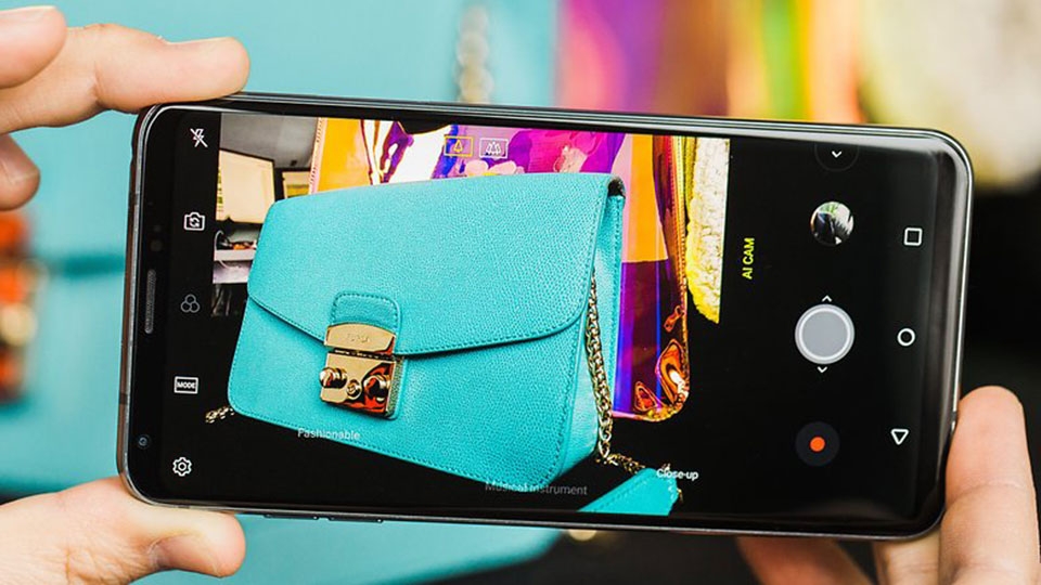 LG V30S+ ThinQ: AI Cam liệu có phải đột phá?