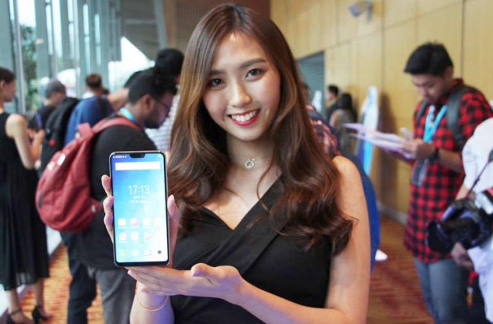Smartphone tai thỏ Vivo V9 có gì hấp dẫn người dùng?