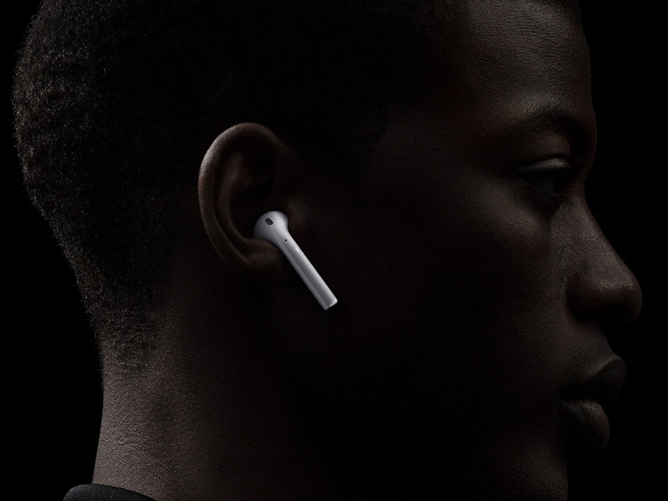 Apple AirPods Apple AirPods