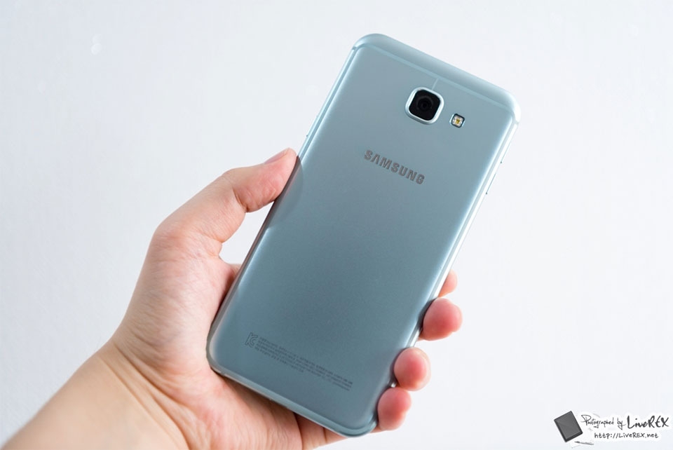 Trên tay Samsung Galaxy A8 2016 Trên tay Samsung Galaxy A8 2016