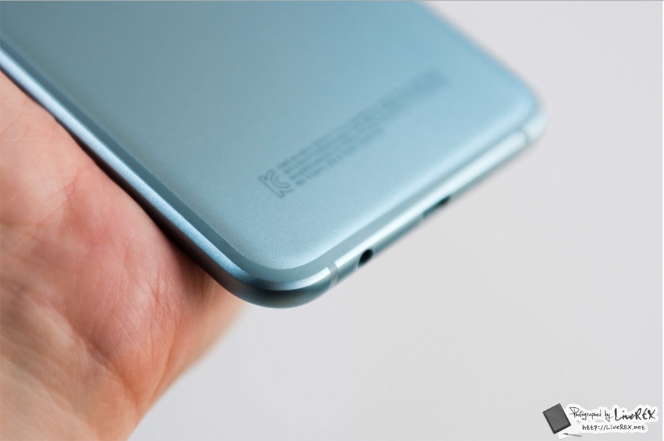 Trên tay Samsung Galaxy A8 2016 Trên tay Samsung Galaxy A8 2016