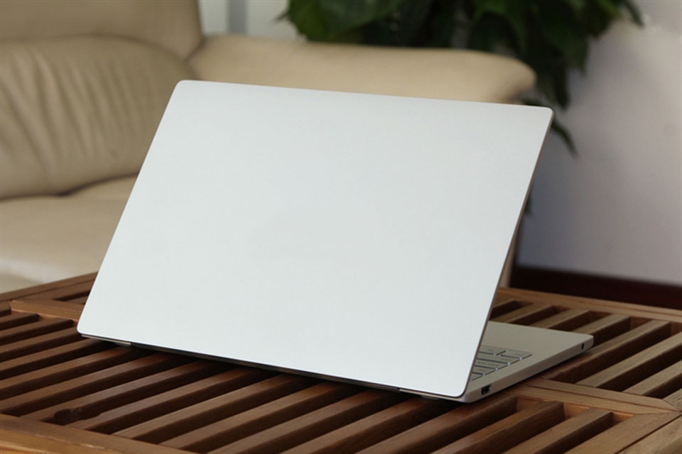 Xiaomi Mi Notebook Air 4G Xiaomi Mi Notebook Air 4G