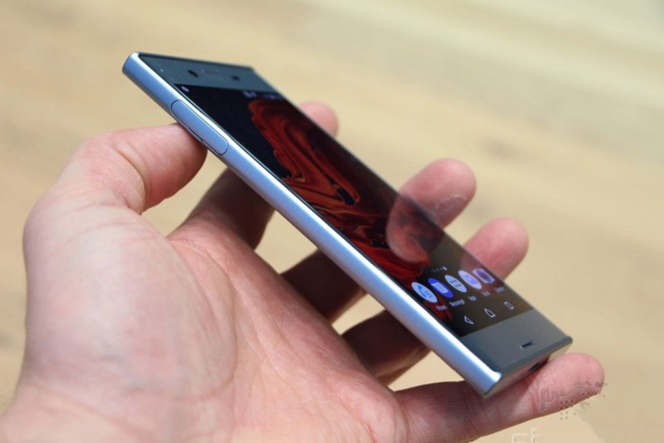 Sony Xperia XZs