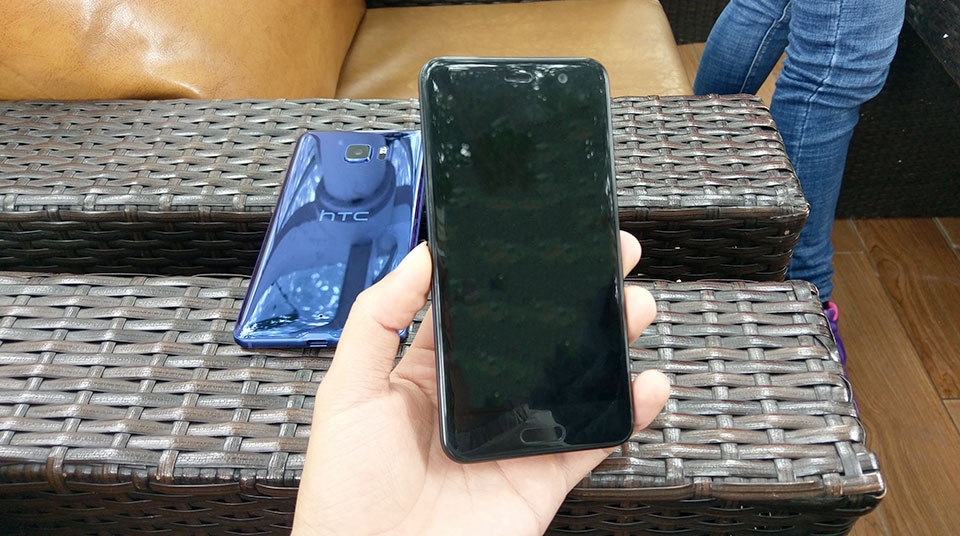 HTC U Ultra và HTC U Play chính thức được giới thiệu HTC U Ultra và HTC U Play chính thức được giới thiệu