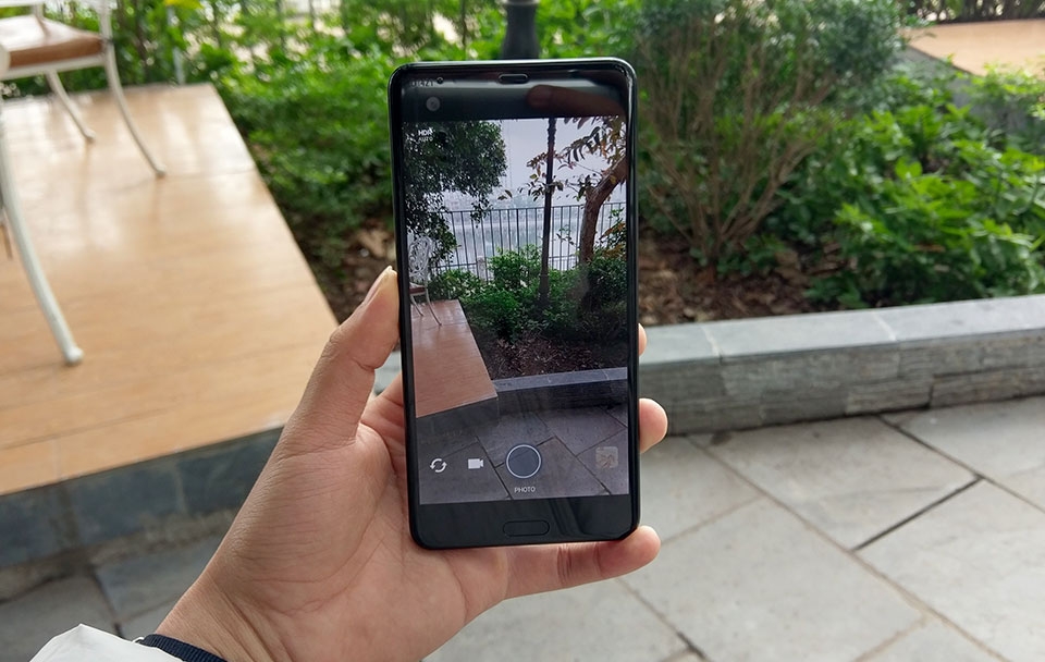 HTC U Ultra và HTC U Play chính thức được giới thiệu HTC U Ultra và HTC U Play chính thức được giới thiệu