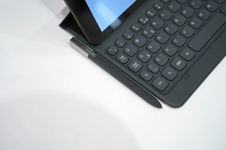 [MWC2017] Trên tay Samsung Galaxy Tab S3