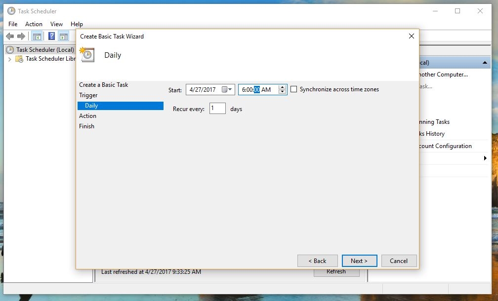 Thiết lập Window 10 tự chuyển sang nền đen khi tối