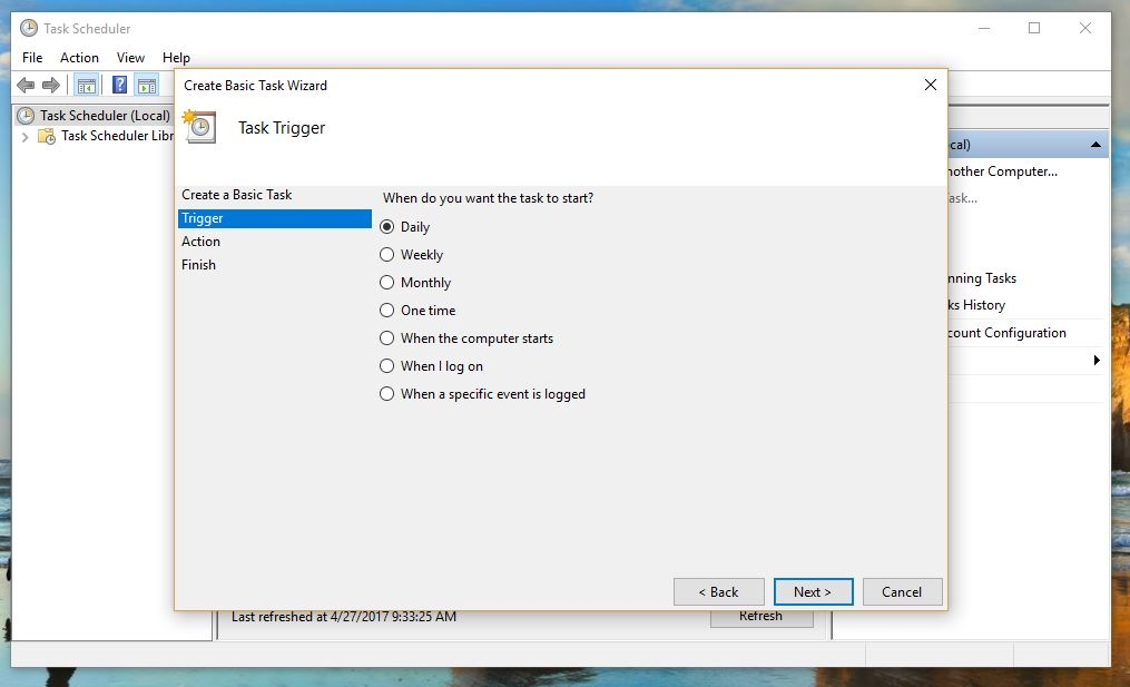 Thiết lập Window 10 tự chuyển sang nền đen khi tối