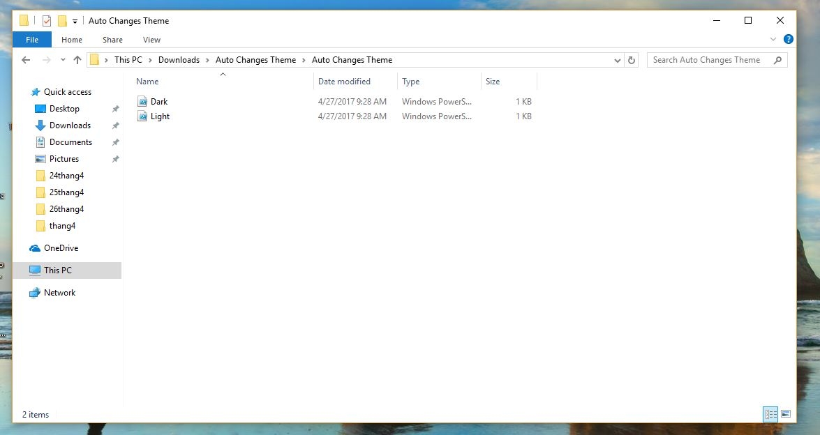 Thiết lập Window 10 tự chuyển sang nền đen khi tối