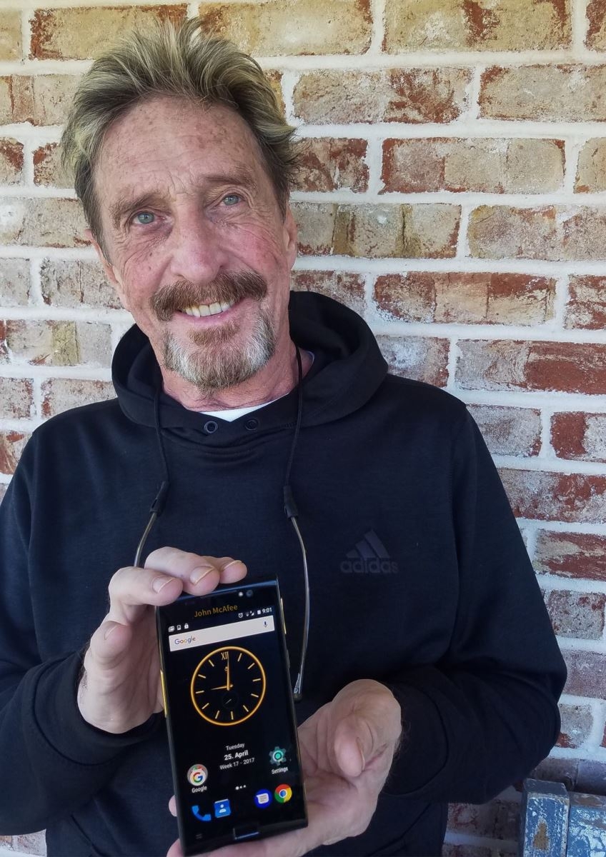 Điện thoại bảo mật John McAfee Privacy Phone ra mắt