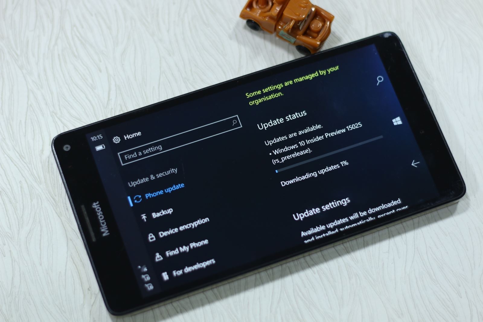 13 máy được lên Windows 10 Mobile Creators Update