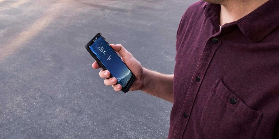 Ốp lưng cho Galaxy S8 kèm pin dự phòng giá 100 USD Ốp lưng cho Galaxy S8 kèm pin dự phòng giá 100 USD