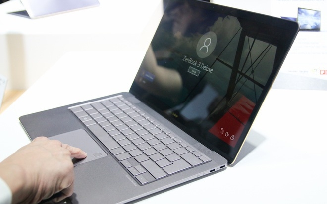 Trên tay laptop Asus tại sự kiện Computex 2017 Trên tay laptop Asus tại sự kiện Computex 2017