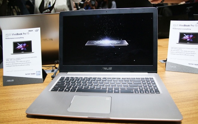 Trên tay laptop Asus tại sự kiện Computex 2017 Trên tay laptop Asus tại sự kiện Computex 2017