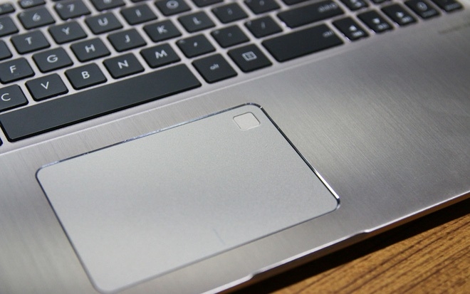 Trên tay laptop Asus tại sự kiện Computex 2017 Trên tay laptop Asus tại sự kiện Computex 2017