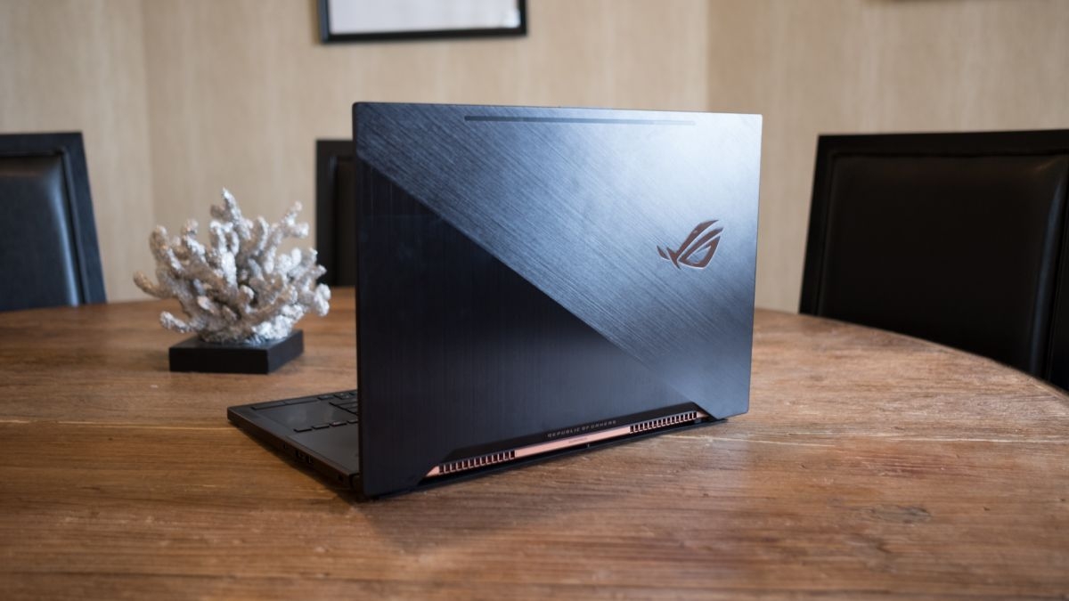 Trên tay và đánh giá laptop Asus ROG Zephyrus