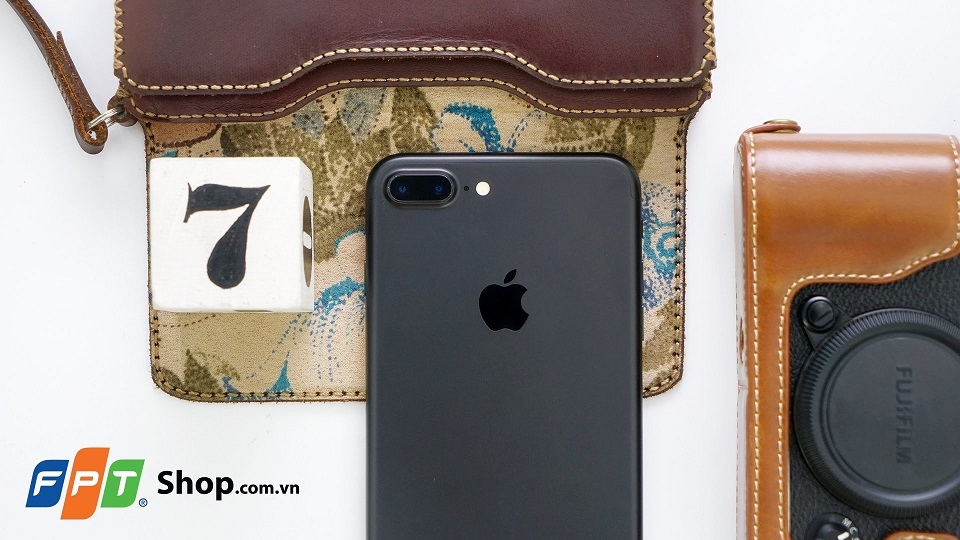 Có nên mua iPhone 7 hay đợi iPhone 8 ra mắt