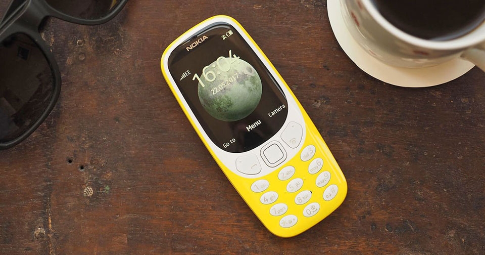 Xem màn tra tấn Nokia 3310 (2017) của JerryRig