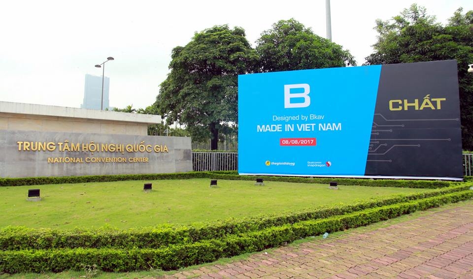 Hình ảnh trước thệm sự kiện ra mắt Bphone 2 của Bkav Hình ảnh trước thệm sự kiện ra mắt Bphone 2 của Bkav