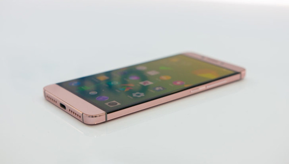 LeEco đã bán được một triệu smartphone Le 2, Le 2 Pro, và Le Max 2 trong hai giờ