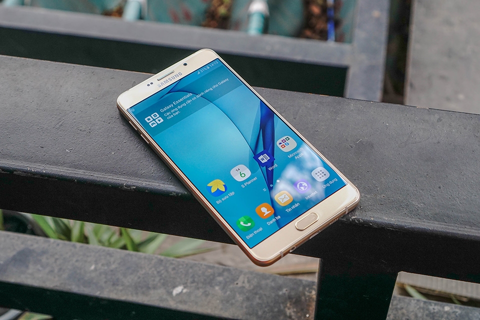 4 tính năng thú vị trên Samsung Galaxy A9 Pro